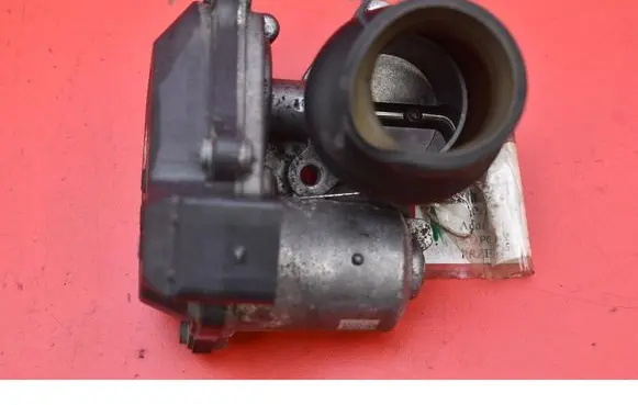 Audi A4 S4 B8 8K Throttle body valve 04L131501B
