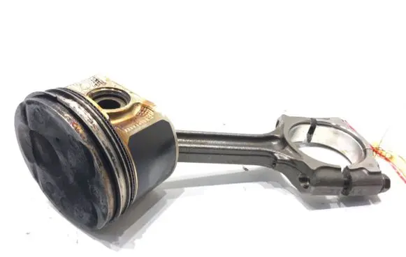 Nissan Juke I F15 Piston with connecting rod MR16DDT