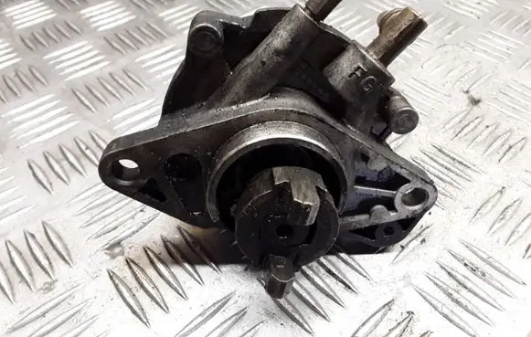 Opel Astra H Vacuum pump 20915