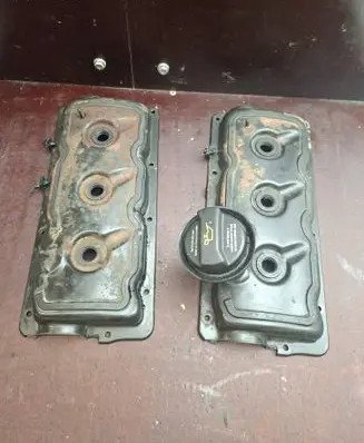 Audi A6 S6 C5 4B Rocker cam cover