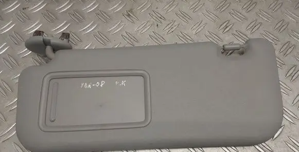 Toyota Yaris Sun visor