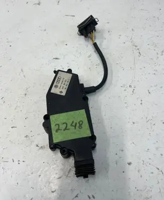 Volkswagen Multivan T4 Central locking motor 701959783C 404024