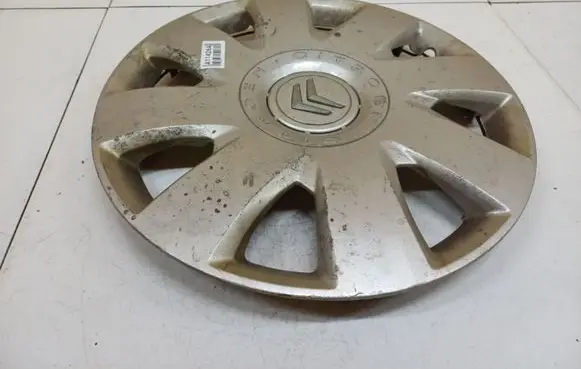 Citroen Berlingo R16 wheel hub/cap/trim 9650011780