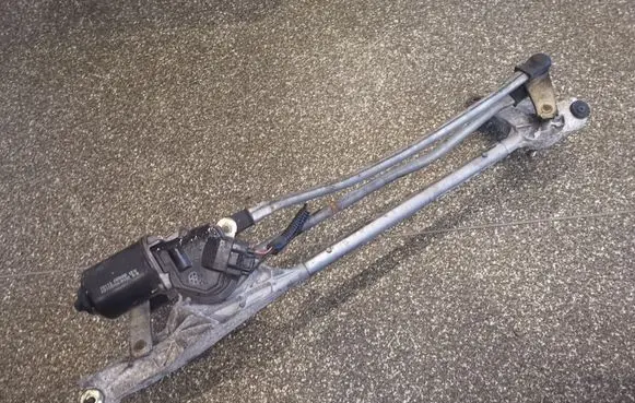 Chrysler 300M Front wiper linkage and motor 1592002590 P04574577AB 04574577AB
