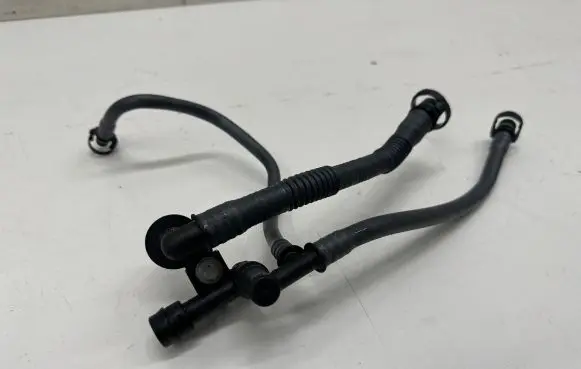 Mercedes-Benz C W206 Breather hose/pipe 