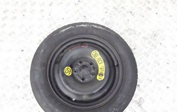 Ford Focus R16 spare wheel