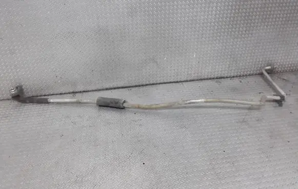 Jeep Grand Cherokee (WJ) Air conditioning (A/C) pipe/hose