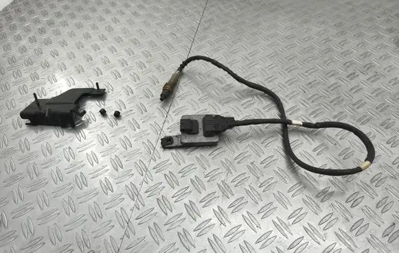 Seat Alhambra (Mk2) Lambda probe sensor 04L907805L 5N0907492