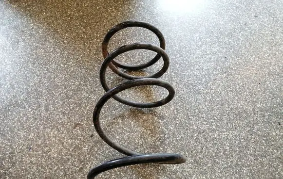 Toyota RAV 4 (XA20) Front coil spring