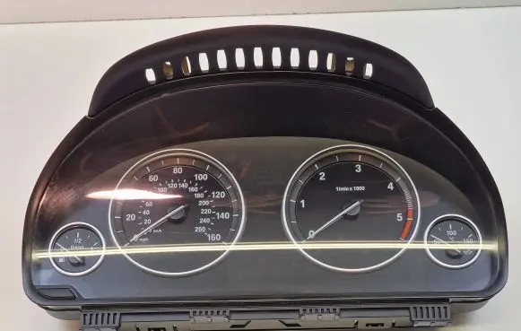 BMW 5 F10 F11 Speedometer (instrument cluster) 9255591-01