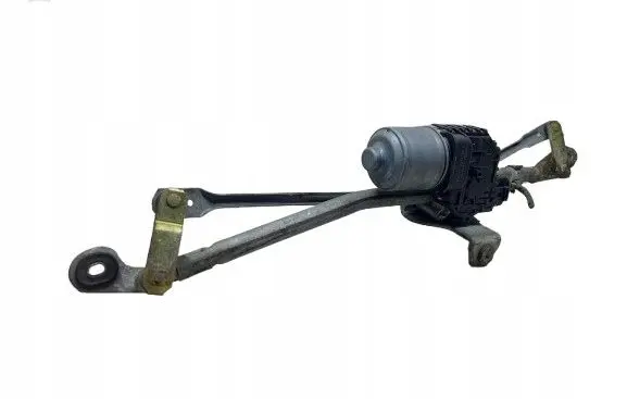 Seat Exeo (3R) Front wiper linkage and motor
