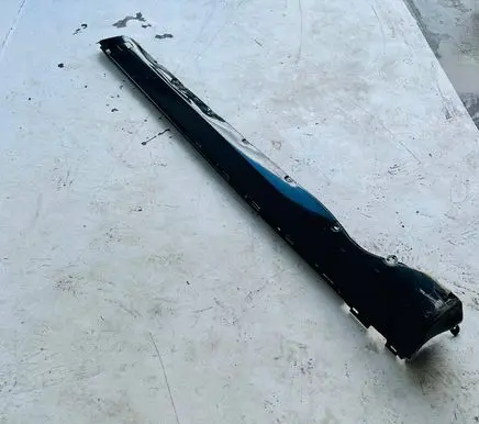 Mercedes-Benz 190 W201 Foot area side trim 2016906340