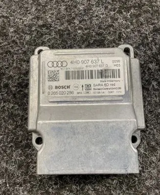 Audi A8 S8 D4 4H Airbag control unit/module 4H0907637L