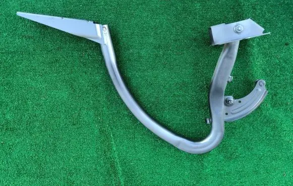 Volkswagen Touareg II Tailgate/trunk/boot hinge 4H0827299D