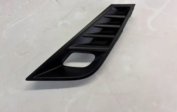 Nissan Juke II F16 Front bumper lower grill 622566PA0A K3475