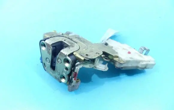 Nissan Terrano Front door lock IMPRK1062257