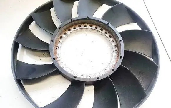 Audi A4 S4 B6 8E 8H Fan impeller 059121301a