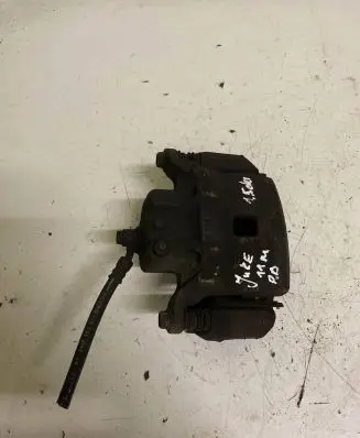 Nissan Juke I F15 Front seatbelt 11614