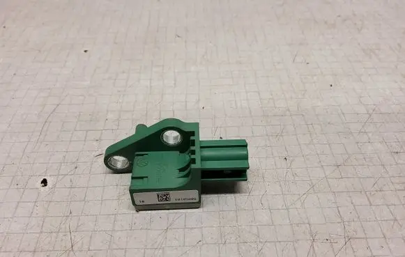 Volkswagen PASSAT B6 Airbag deployment crash/impact sensor 3C0909606