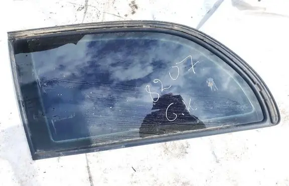 Skoda Octavia Mk1 (1U) Rear side window