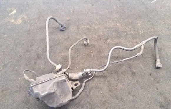 Vacuum air tank