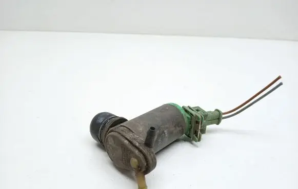 Windscreen/windshield washer pump