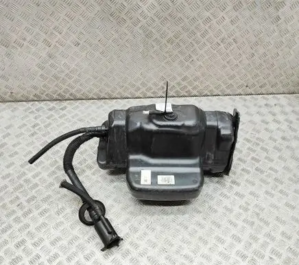 Iveco Daily 6th gen AdBlue liquid reservoir 5802823933 5802823910