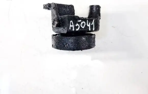 KIA Carnival Generator/alternator belt tensioner