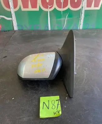 Ford Mondeo Mk III Front door electric wing mirror E9014119