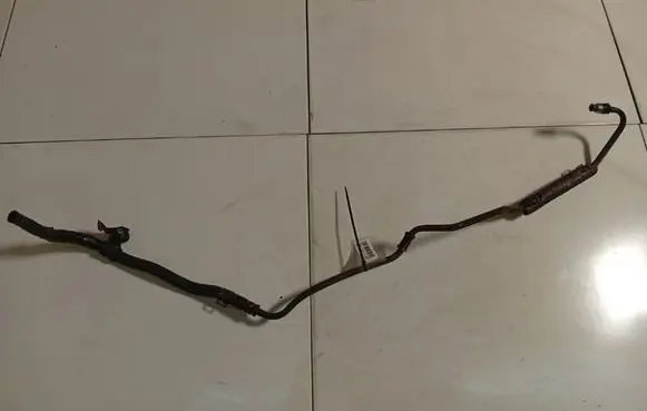Toyota Avensis T250 Power steering hose/pipe/line 
