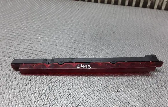 Audi A3 S3 8L Third/center stoplight 8D9945097B