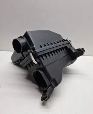 Mitsubishi Colt Air filter box MN130287 A1350900301 MN130286