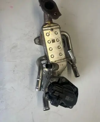 Hyundai Tucson IV NX4 EGR valve 284102M419 21L051268