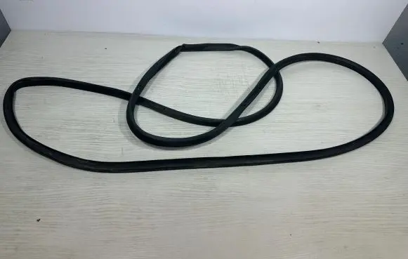 Citroen C5 X Front door rubber seal 9837380780