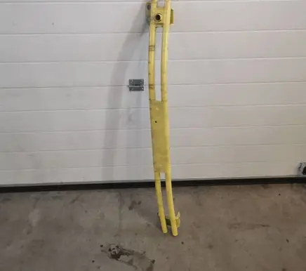 Suzuki Swift I Front bumper support beam 
