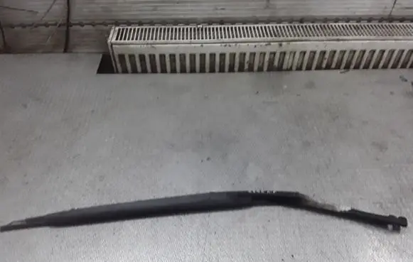 BMW 5 E39 Windshield/front glass wiper blade 