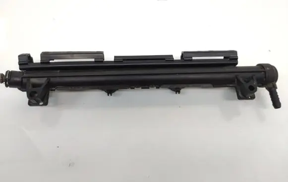 Volkswagen Golf V Fuel main line pipe 036971824A 036133320