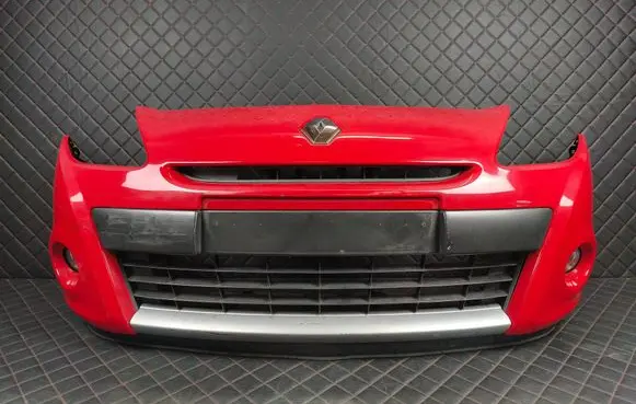 Renault Clio III Front bumper 