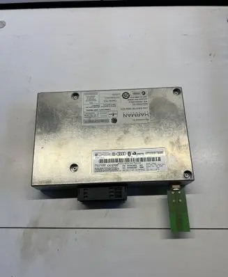 Audi A5 8T 8F Bluetooth control unit module 8T0862335E 8T0862335F