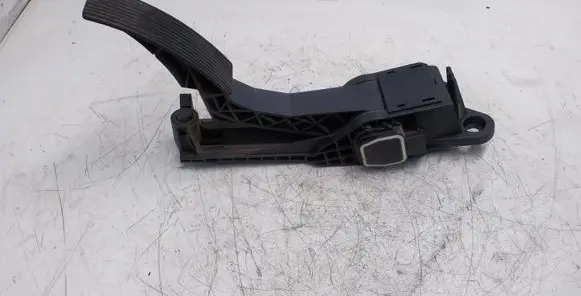 Mercedes-Benz R W251 Accelerator throttle pedal A1643000004