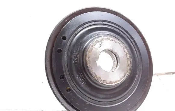 Citroen C8 Crankshaft pulley 03983438