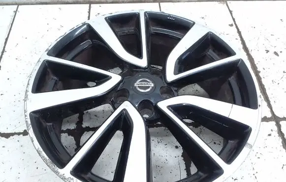 R19 alloy rim