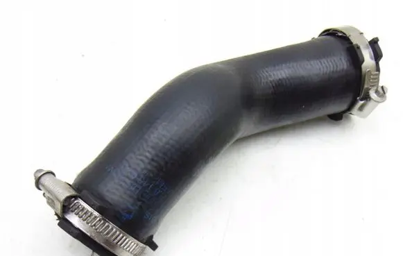Audi Q7 4L Intercooler hose/pipe 7L8145980