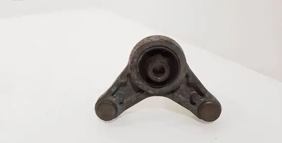 Volvo S70 V70 V70 XC Engine mount bracket 6642255