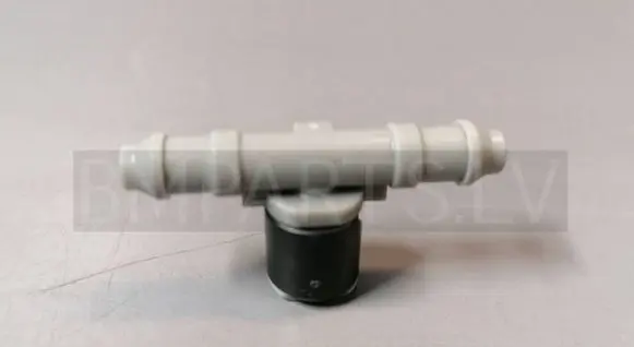 BMW X5 E70 Windshield washer spray nozzle 61677019857 7019857