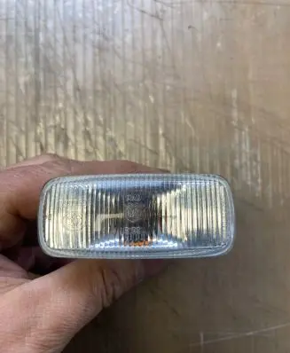 Dodge Journey Front fender indicator light