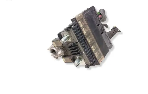 Nissan Note (E12) Battery relay fuse H2013123