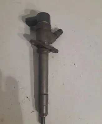Volvo V70 Fuel injector 3A2H77L