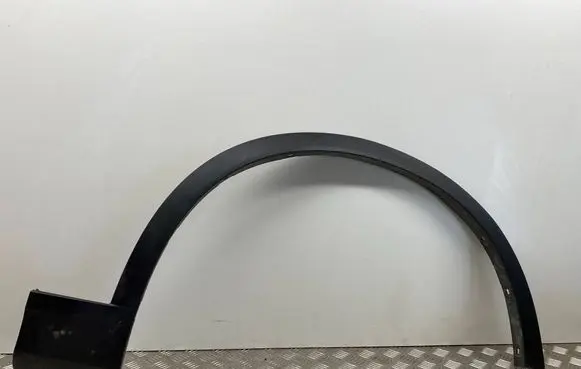 BMW X3 F25 Front arch trim 7210082