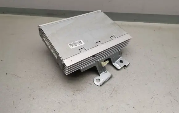 Chrysler Sebring (JS) Sound amplifier 05064148AF VP8C1F18B849CA